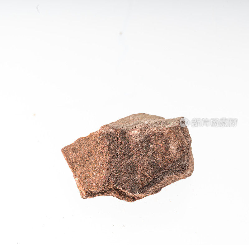 长石砂岩矿物样品工作室拍摄的白色背景