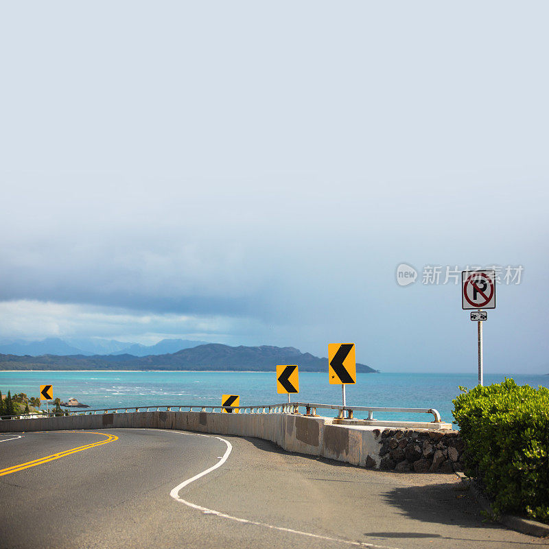 高速公路-在夏威夷的瓦胡岛开车