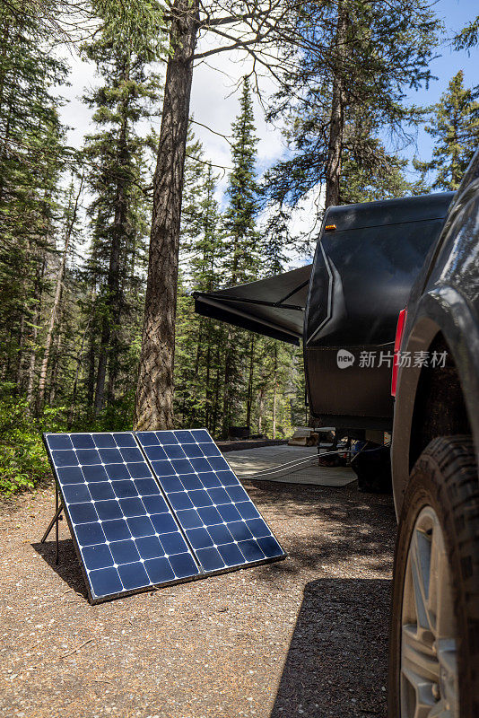 户外露营用便携式太阳能电池板