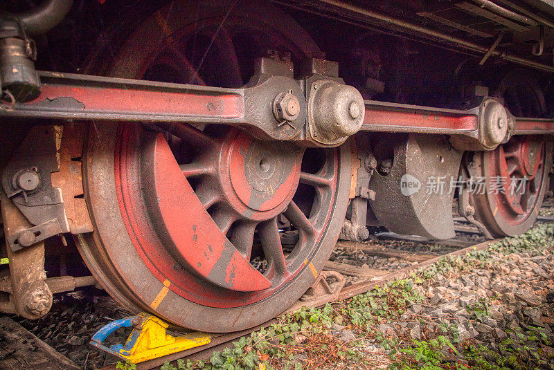 旧德国铁路轨道车和柴油机车