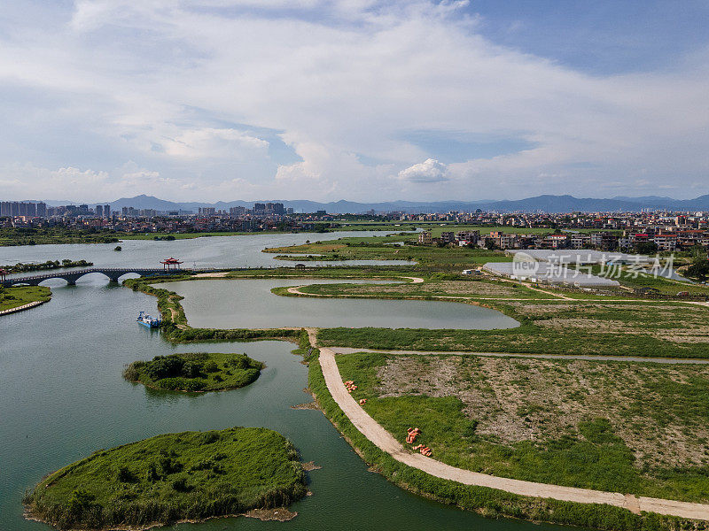 乡村河流与湿地