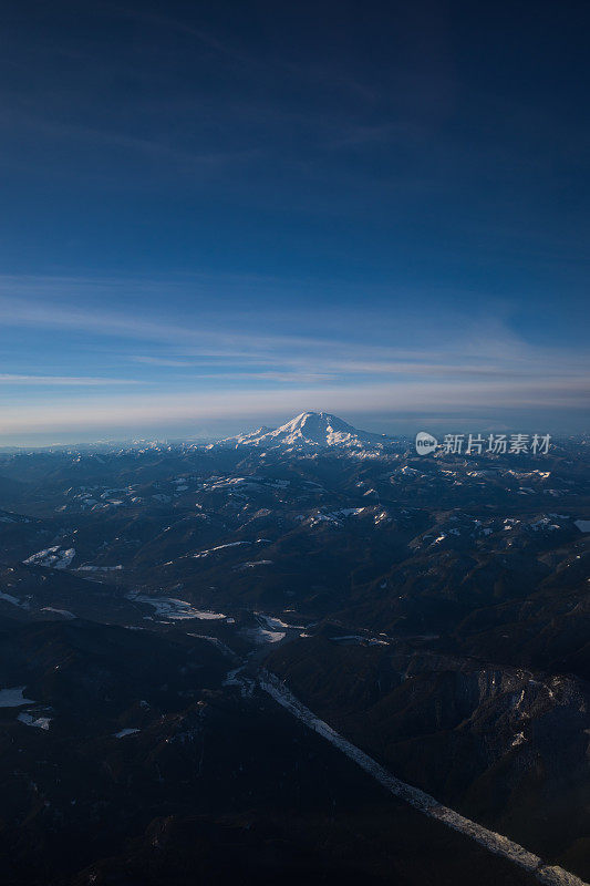 雷尼尔山