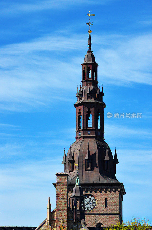 挪威奥斯陆，拥有华丽绿铜屋顶的奥斯陆大教堂塔楼