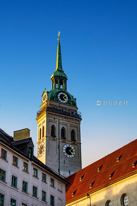 德国慕尼黑圣彼得教堂的钟楼