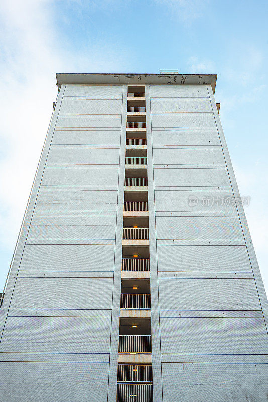 香港屯门旧公共屋苑的外观