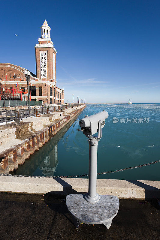芝加哥海军码头的望远镜