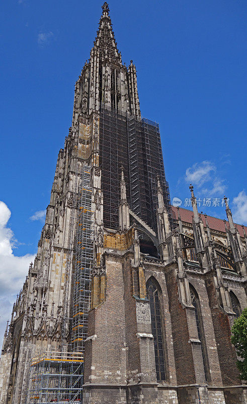 乌尔姆明斯特世界上最高的教堂塔的翻新