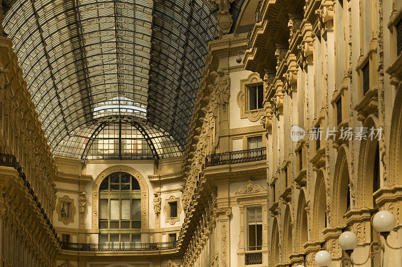意大利米兰的拱廊