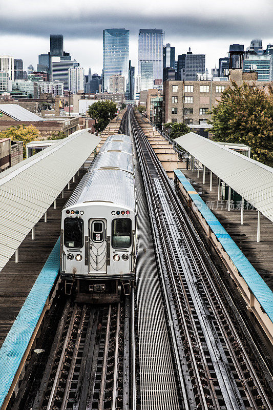 地铁-芝加哥，伊利诺斯州的交通