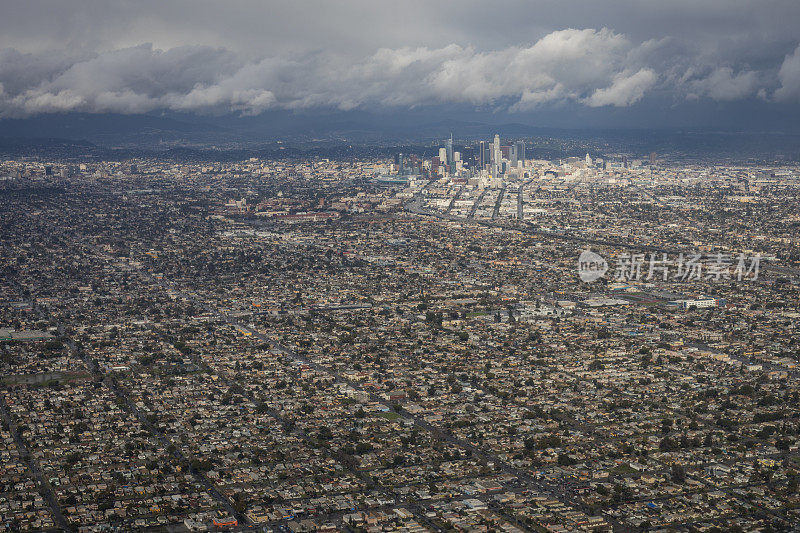 云雨过后的洛杉矶航拍照片