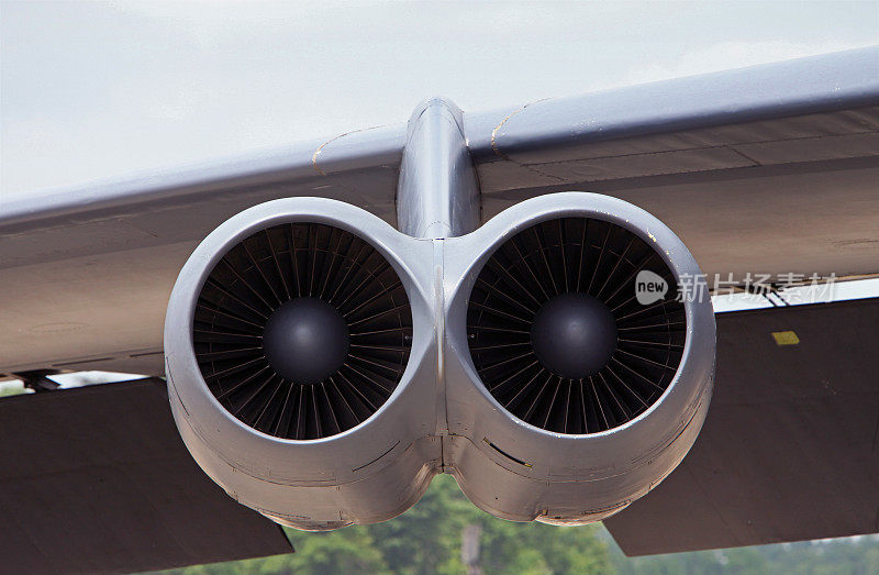 喷气式飞机涡轮发动机的近景