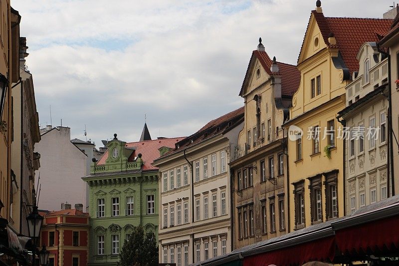 捷克共和国——布拉格1号——靠近老城广场的建筑