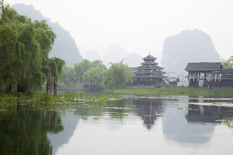 香格里拉的阳朔