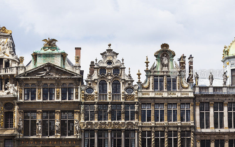 比利时布鲁塞尔大广场的传统市政厅