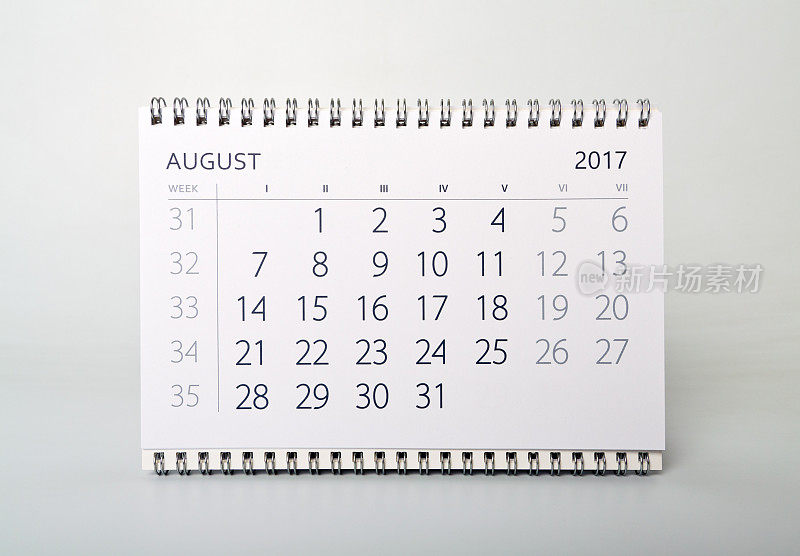 8月。日历表。2007年的日历。
