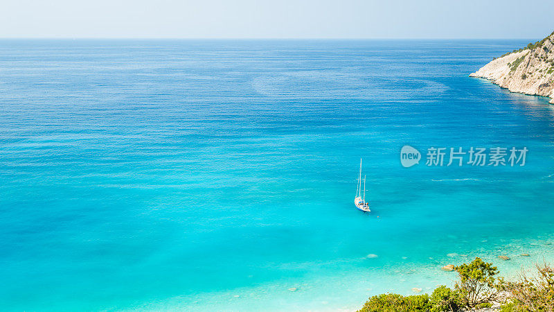 美丽的海景。惊人的海景在著名的Myrtos海滩。