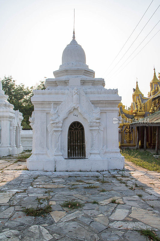 缅甸:Kuthodaw宝塔