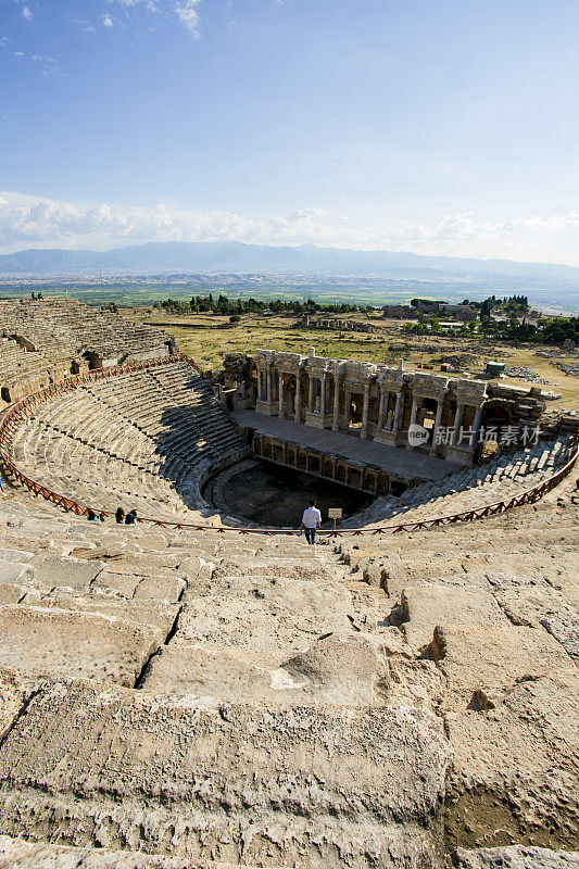 希拉波利斯地区在土耳其的pamukkale