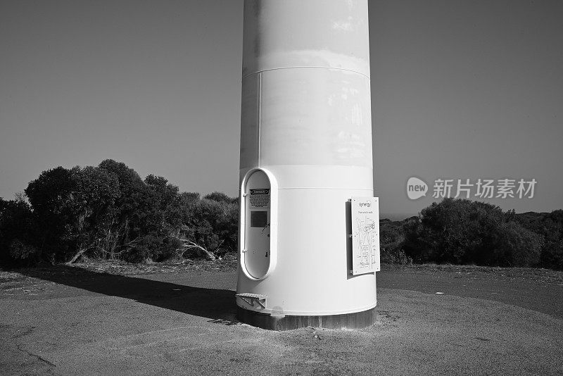 澳大利亚风力涡轮机基地的检查门