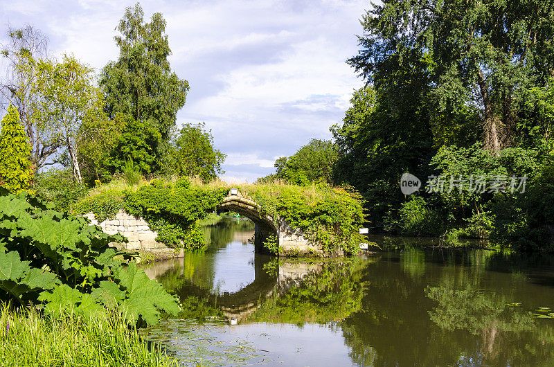 诺丁汉郡，英格兰的夏天，建筑和景观