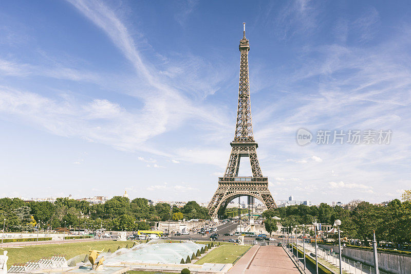 花园Trocadéro与埃菲尔铁塔在法国巴黎