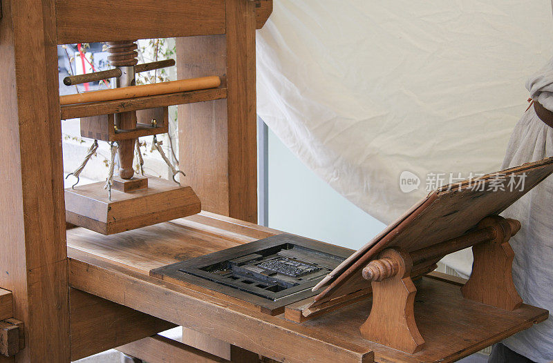 老式木制印刷机