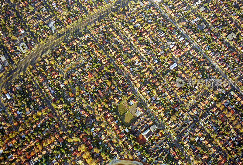澳大利亚墨尔本郊区丰富多彩的鸟瞰图
