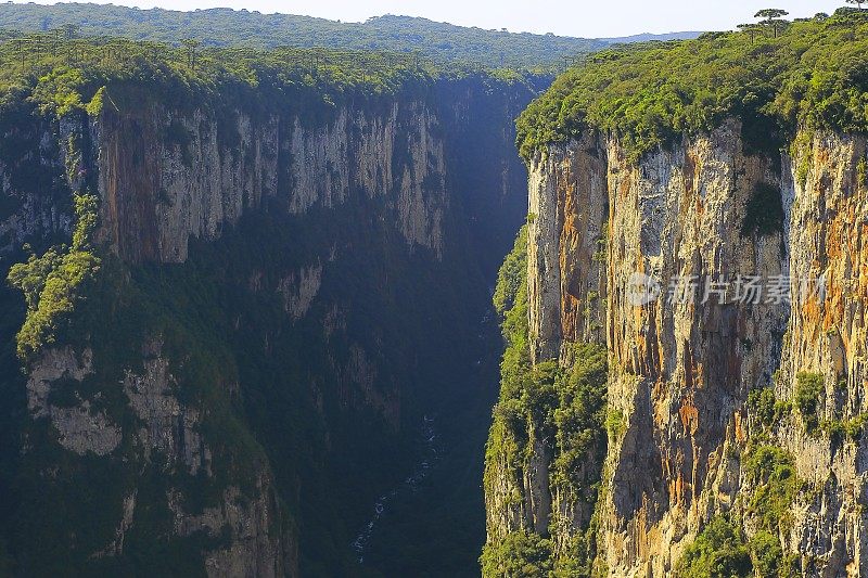 巴西南部圣卡塔琳娜市南大河湾Itaimbezinho