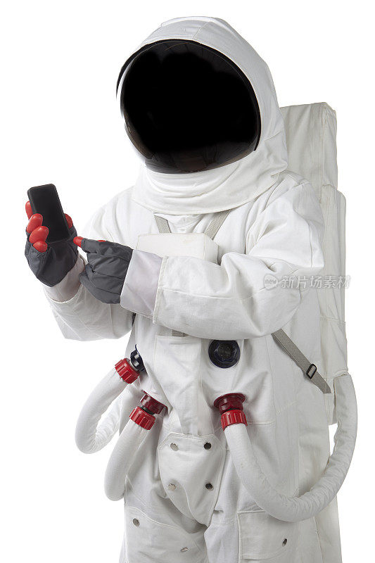 宇航员太空服在用智能手机打电话