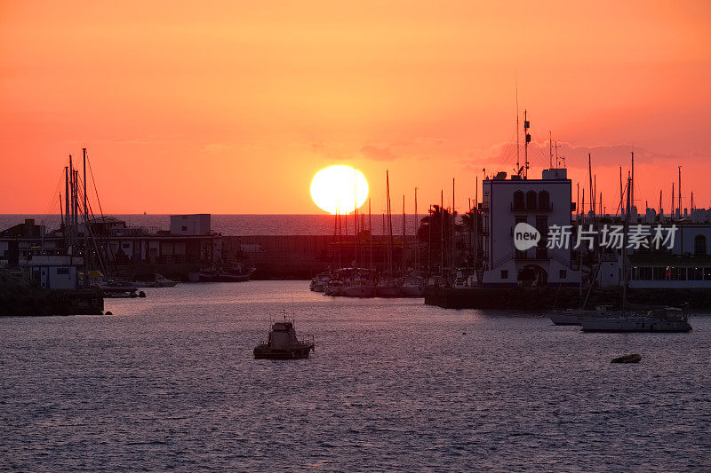 大加那利岛莫根上空的日落