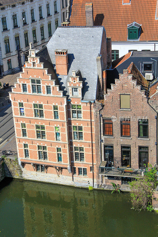 根特的两个传统比利时建筑俯瞰