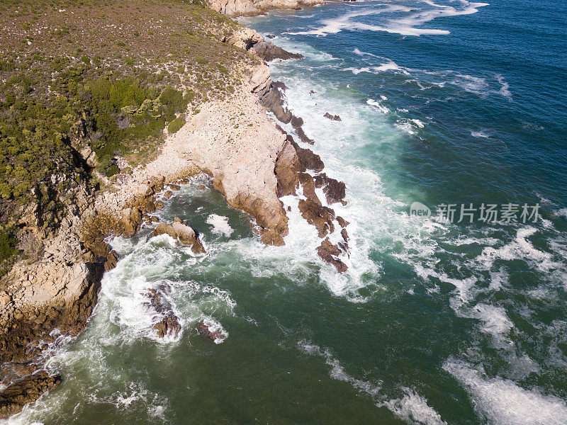 粗糙的海岸线