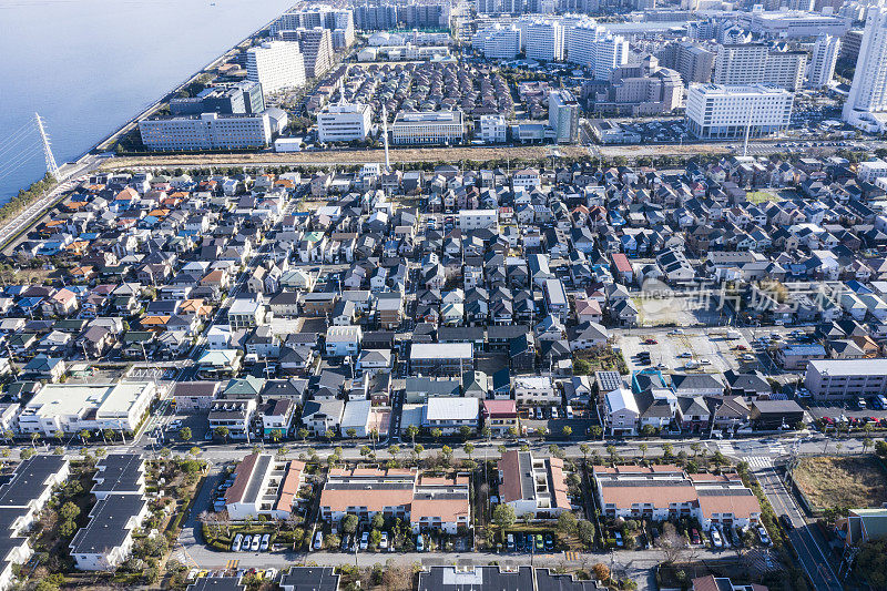 海湾地区住宅区的航拍照片。