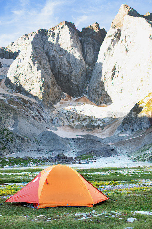 山里的帐篷