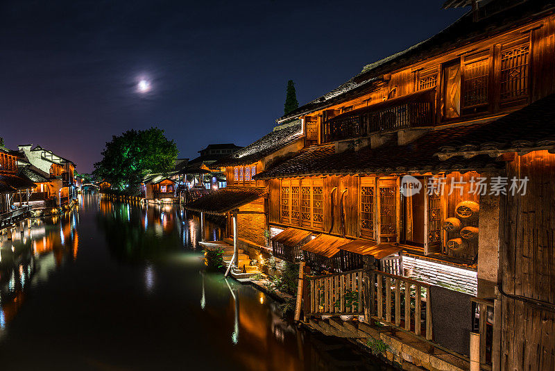 中国乌镇的夜景