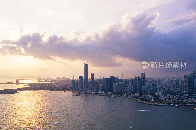 中国青岛全景的航拍照片