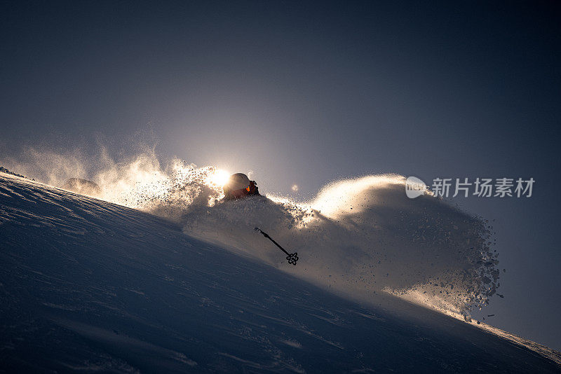 粉滑雪