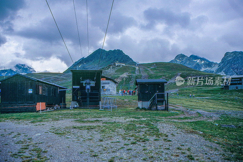 1989年扫描的旧正片，瑞士圣莫里茨皮兹奈尔山顶景