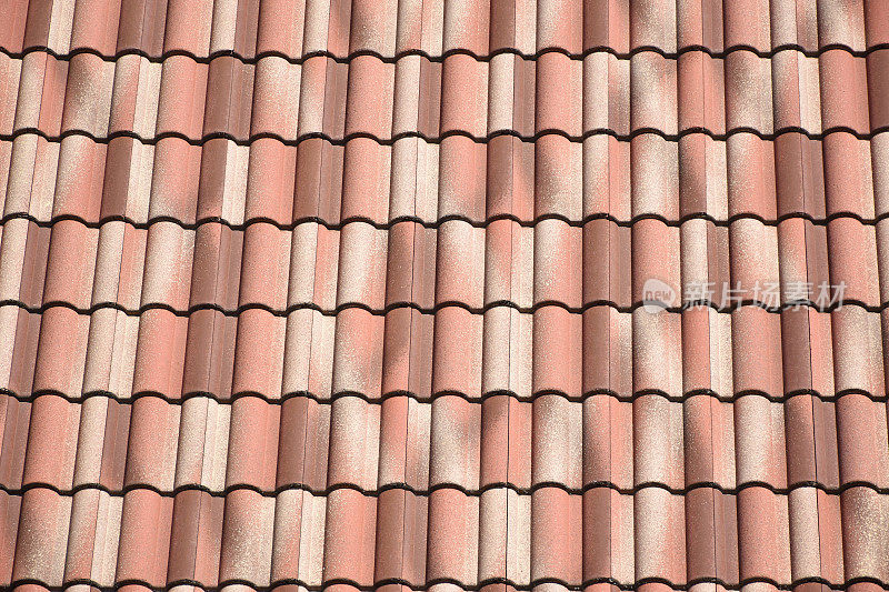 屋顶瓦片:房屋屋顶的瓦片图案