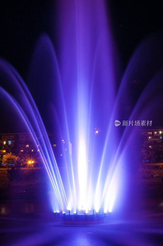 基辅发光的音乐喷泉