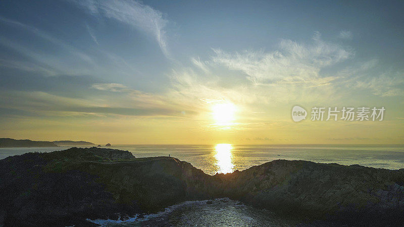 海岸线和太平洋的鸟瞰图