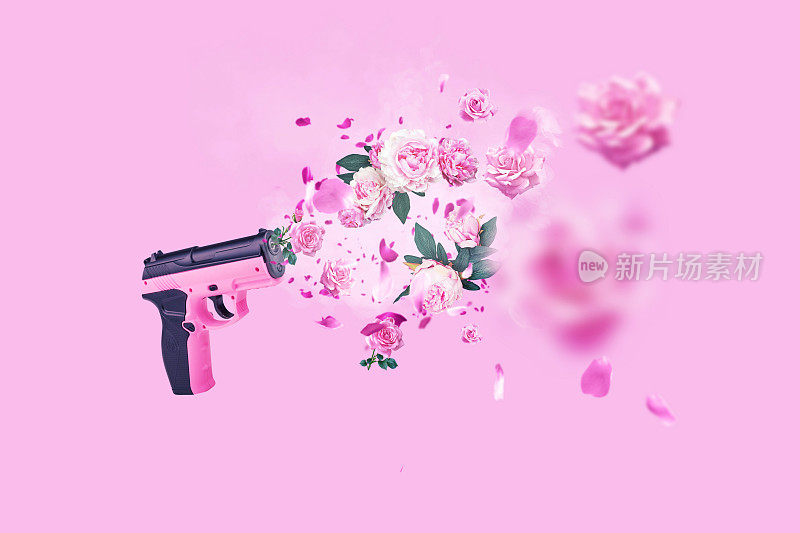 粉红枪射花，创意营销。没有战争，只有爱与美。粉红色的玫瑰和牡丹花瓣在粉红色的背景上飞舞