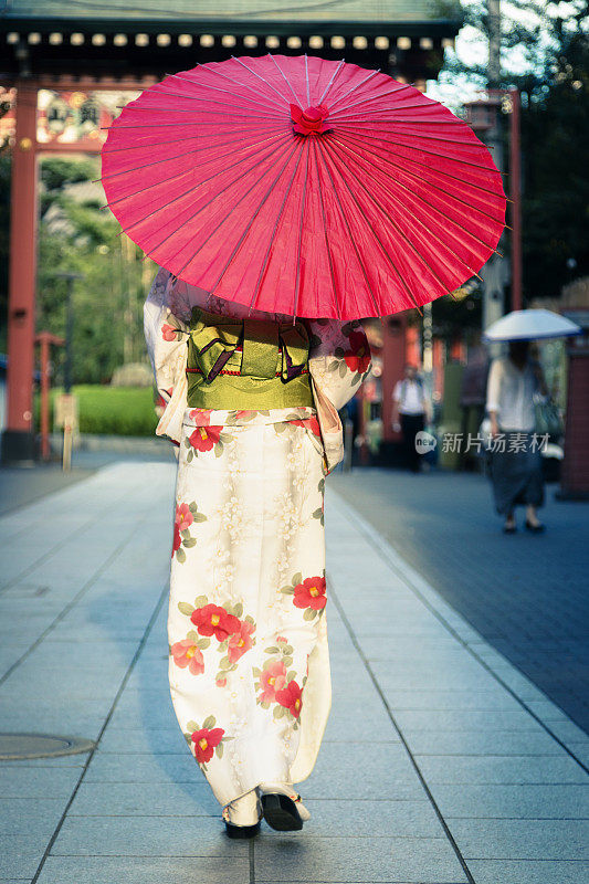 在东京的日本女人