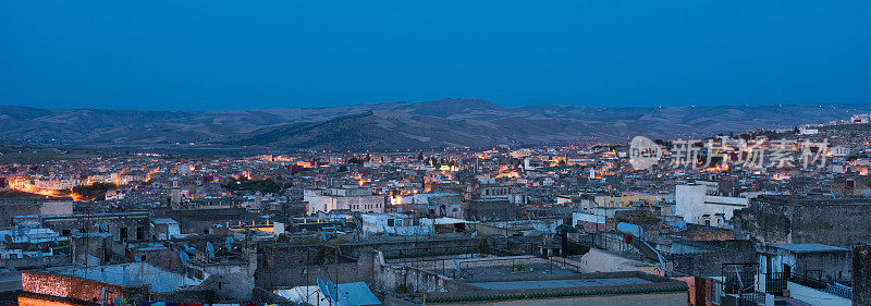 黄昏时分，摩洛哥的非斯