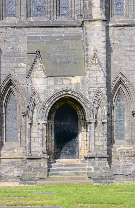 大教堂侧门