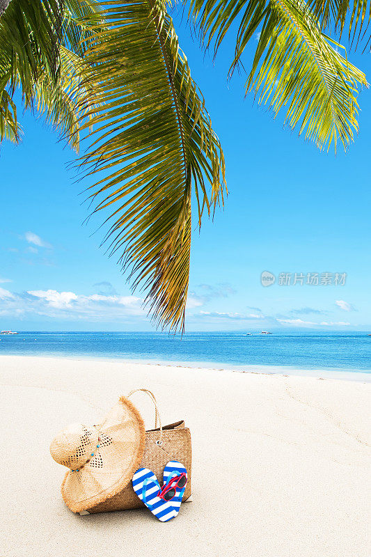 夏日热带海滩休闲