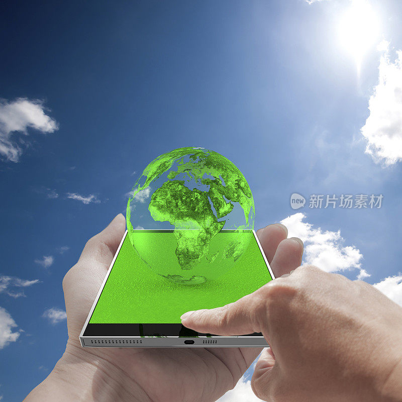 手触屏智能手机，绿色地球，剪切路径