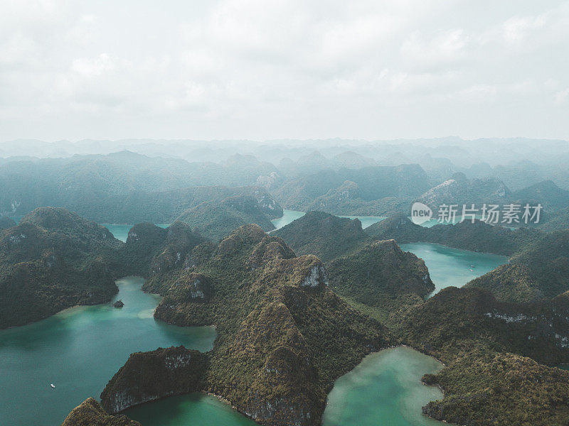 越南下龙湾鸟瞰图