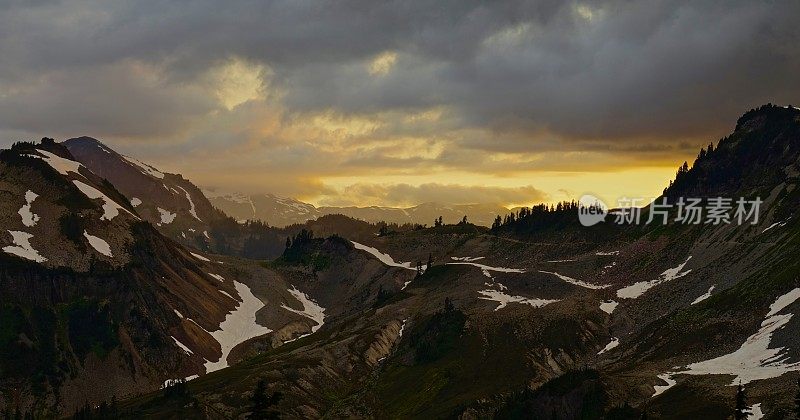 贝克山荒野之光