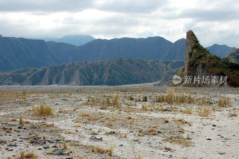 菲律宾吕宋岛皮纳图博山的沙漠